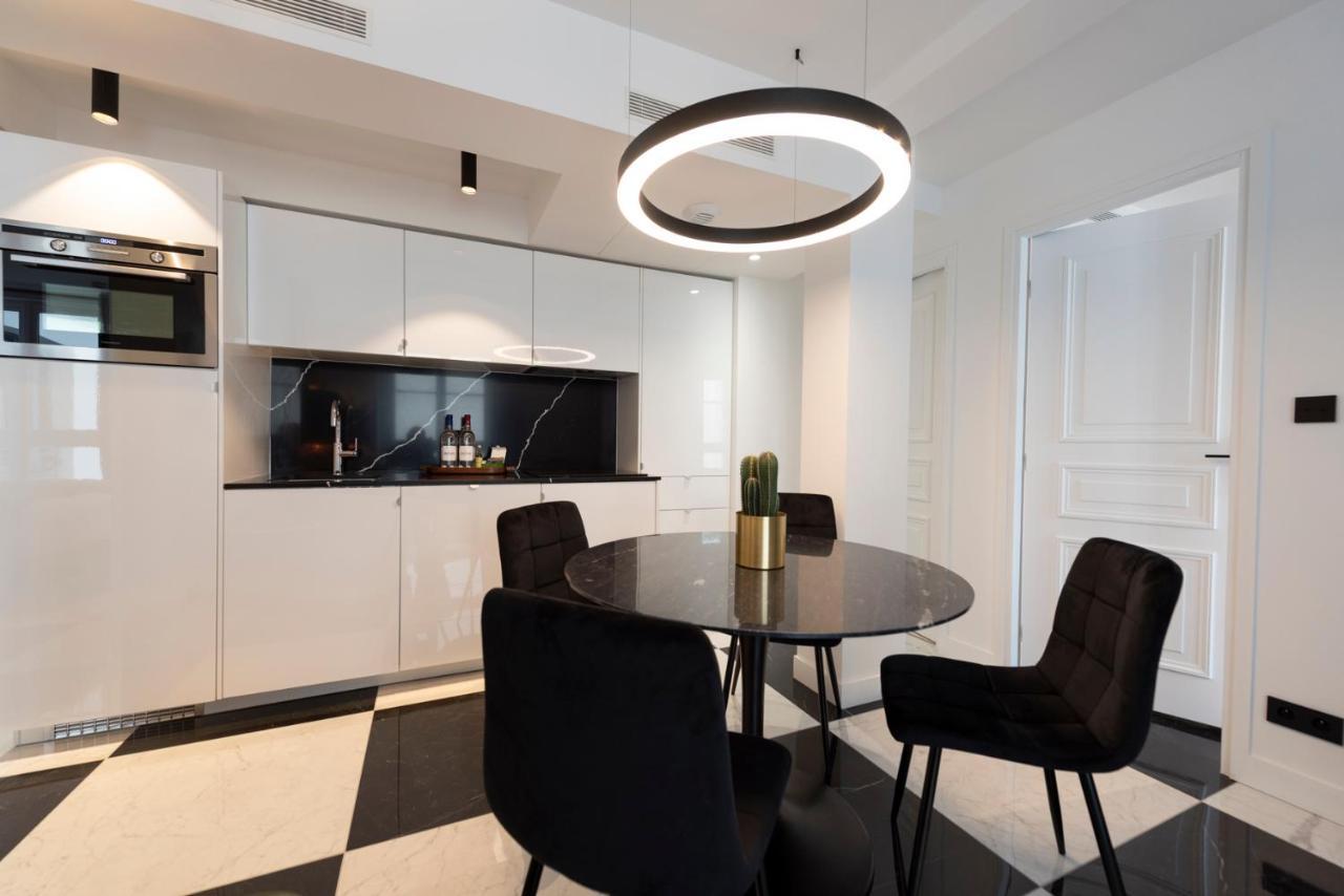 O'Lord, 4 Etoiles, Residence De Luxe Champs-Elysees Paris Exterior foto